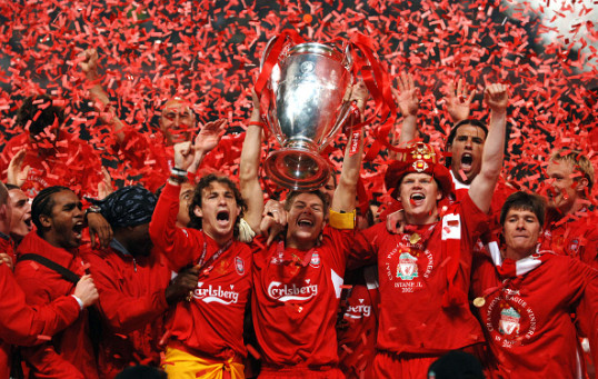 Un fan de Liverpool se suicide a la mi temps de la finale de la Ligue des Champions 2005