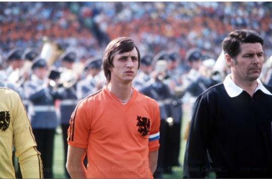 johan cruyff adidas